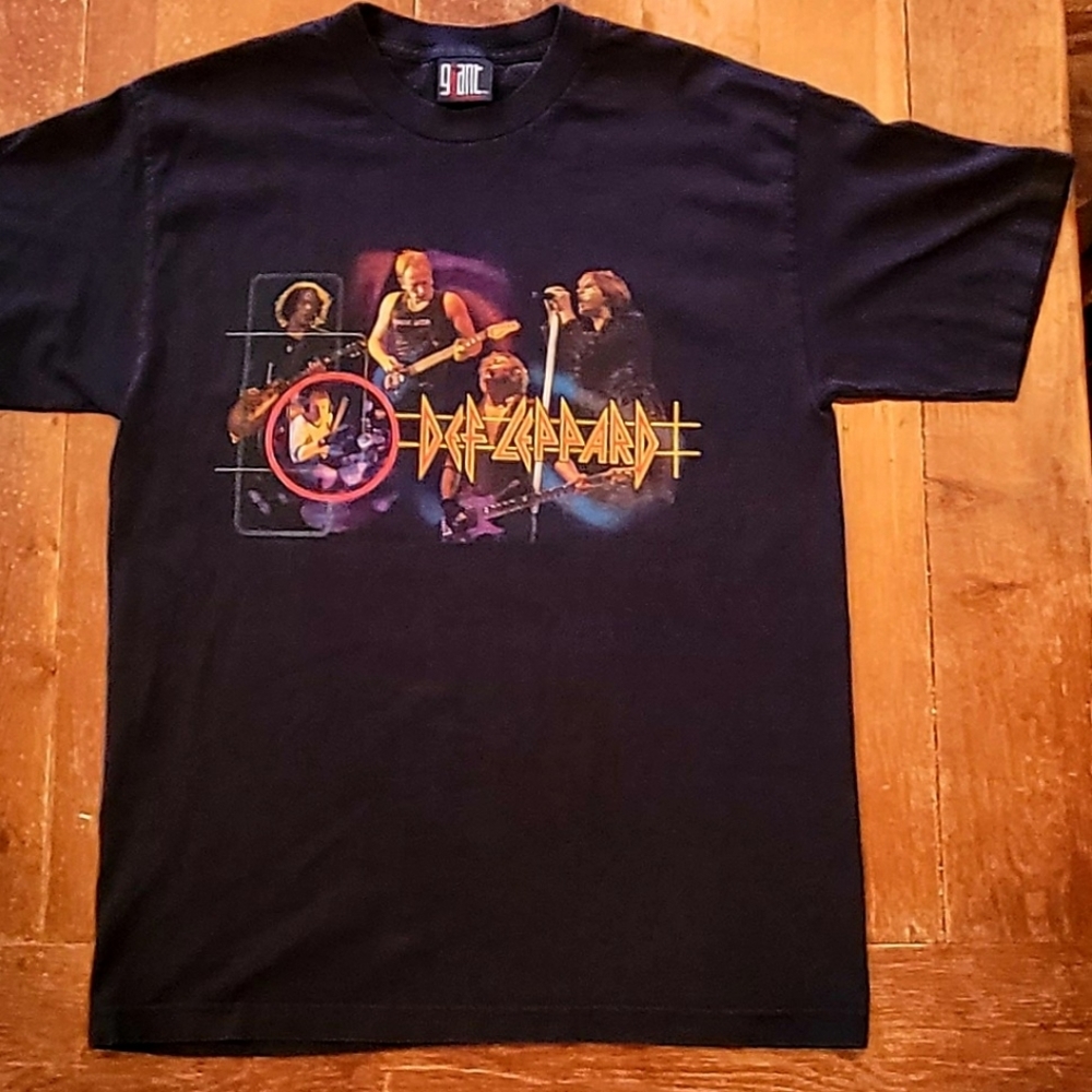 Def Leppard concert band T shirt